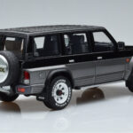 Nissan Patrol GR Y60 Grijs Otto 1:18 - image 2 of 6