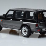 Nissan Patrol GR Y60 Grijs Otto 1:18 - image 5 of 6