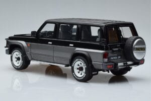 Nissan Patrol GR Y60 Grijs Otto 1:18 OT993 Hars — afbeelding 5 van 6