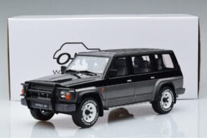 Nissan Patrol GR Y60 Grijs Otto 1:18 OT993 Hars — afbeelding 6 van 6