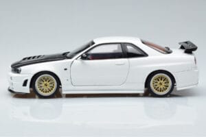 Nissan Skyline GT-R R34 Nismo Z-Tune Wit MotorHelix 1:18 M83407 Metaal — afbeelding 5 van 11