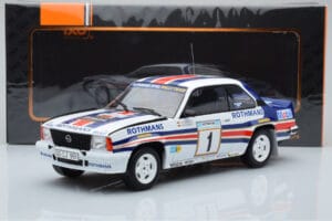 Opel Ascona 400 Rothmans #1 W. Rohrl / C. Geistdorfer Rally Acropolis 1982 IXO 1:18 18RMC097A Metaal — afbeelding 6 van 6