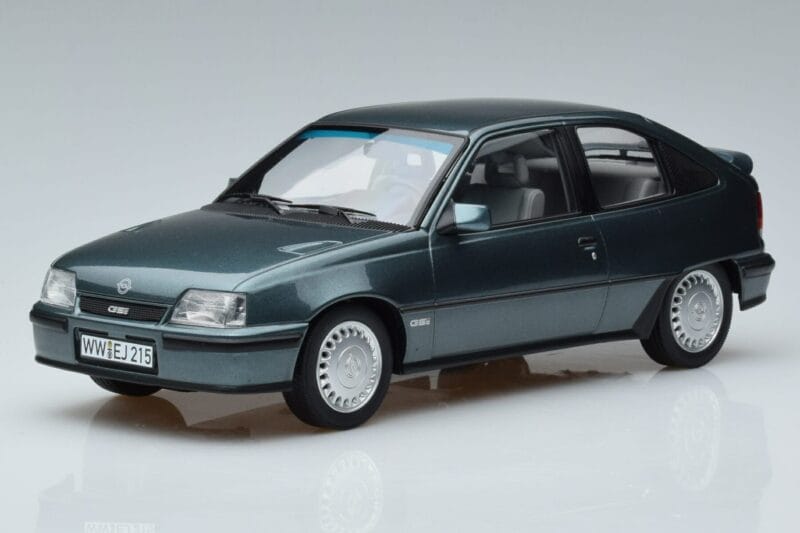 Opel Kadett E GSi Blauw Metallic Norev 1:18 183614 Metaal