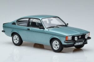 Opel Kadett C Rallye Winterfest Norev 1:18 183654 Metaal — afbeelding 4 van 6