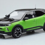 Opel Mokka-e GS Line Matcha Groen Otto 1:18