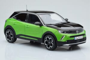 Opel Mokka-e GS Line Matcha Groen Otto 1:18 OT435 Hars — afbeelding 3 van 5