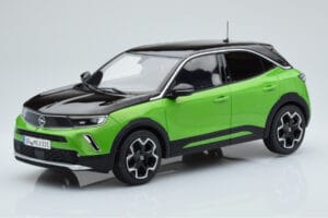 Opel Mokka-e GS Line Matcha Groen Otto 1:18 OT435