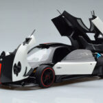 Pagani Zonda Cinque Wit Benny Almost Real 1:18 - image 2 of 12