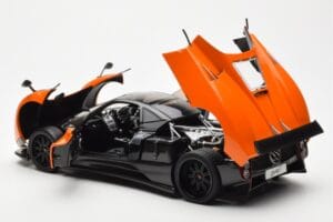 Pagani Zonda F Oranje St Tropez Almost Real 1:18 850409001 Metaal — afbeelding 5 van 8