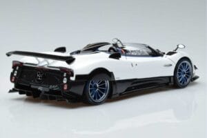 Pagani Zonda HP Barchetta Carbon Fiber Wit LCD 1:18 LCD18009-WH Metaal — afbeelding 3 van 9