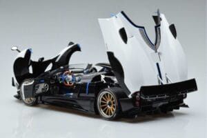 Pagani Zonda HP Barchetta Carbon Fiber Wit LCD 1:18 LCD18009-WH Metaal — afbeelding 7 van 9