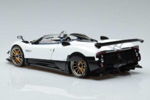 Pagani Zonda HP Barchetta Carbon Fiber Wit LCD 1:18 LCD18009-WH Metaal — afbeelding 8 van 9