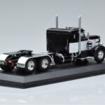 Peterbilt 350 Zwart IXO 1:43 TR114 - image 2 of 6