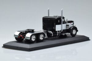 Peterbilt 350 Zwart IXO 1:43 TR114 Metaal — afbeelding 2 van 6