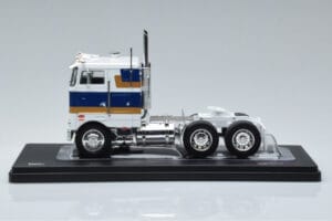 Peterbilt 352 H Wit IXO 1:43 TR078 Metaal — afbeelding 3 van 6