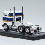 Peterbilt 352 H Wit IXO 1:43 TR078 - image 5 of 6