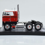 Peterbilt 352 Pacemaker Rood Wit IXO 1:43 - image 2 of 4