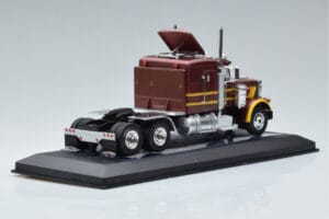 Peterbilt 359 Bruin IXO 1:43 TR043 Metaal — afbeelding 2 van 6