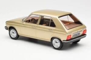 Peugeot 104 GR Beige Metallic Norev 1:18 184904 Metaal — afbeelding 5 van 6