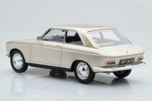 Peugeot 204 Coupe Beige Otto 1:18 OT1024 Hars — afbeelding 5 van 6