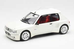 Peugeot 205 Dimma Wit Otto 1:18 OT681