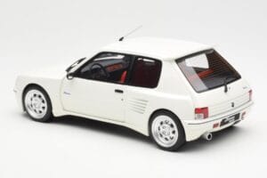 Peugeot 205 Dimma Wit Otto 1:18 OT681 Hars — afbeelding 5 van 6