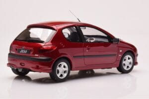 Peugeot 206 S16 Rood Otto 1:18 OT1039 Hars — afbeelding 2 van 6
