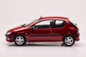 Peugeot 206 S16 Rood Otto 1:18 OT1039 Hars — afbeelding 3 van 6