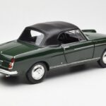 Peugeot 404 Cabriolet Antique Green Gelimiteerde Editie Norev 1:18 184829 - image 3 of 8