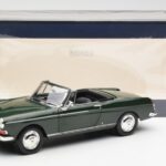 Peugeot 404 Cabriolet Antique Green Gelimiteerde Editie Norev 1:18 184829 - image 8 of 8