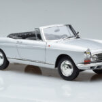 Peugeot 404 Cabriolet Zilver Norev 1:18 - image 6 of 8