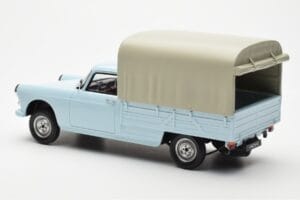 Peugeot 404 Pickup Bache Pastelblauw Otto 1:18 OT1036 Hars — afbeelding 5 van 6