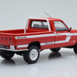 Peugeot 504 Dangel Pickup Rood Otto 1:18 - image 2 of 6
