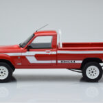 Peugeot 504 Dangel Pickup Rood Otto 1:18 - image 3 of 6