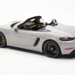 Porsche 718 Spyder Crayon Grijs GT Spirit 1:18 GT436 - image 5 of 6