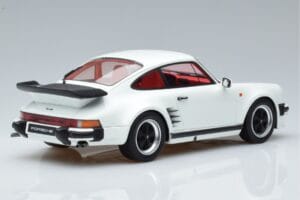 Porsche 911 930 Turbo S Grand Prix White GT Spirit 1:18 GT786 Hars — afbeelding 2 van 6