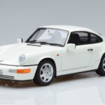 Porsche 911 964 Carrera 4 Wit GT Spirit 1:18 GT713 Hars