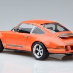 Porsche 911 964 Singer Oranje Speciale Editie GT Spirit 1:18 ZM049 Hars - image 5 of 6