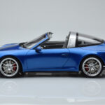 Porsche 911 991 4S Targa Blauw GT Spirit 1:18 - image 3 of 5
