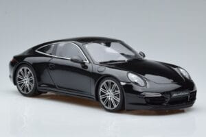 Porsche 911 991 Carrera 4 Black Edition GT Spirit 1:18 GT114 Hars — afbeelding 4 van 6
