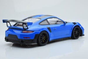 Porsche 911 GT2 RS 991.2 Weissach Package Blauw Zwarte Magnesium Velgen Minichamps 1:18 153068316 Metaal — afbeelding 2 van 6