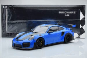 Porsche 911 GT2 RS 991.2 Weissach Package Blauw Zwarte Magnesium Velgen Minichamps 1:18 153068316 Metaal — afbeelding 6 van 6