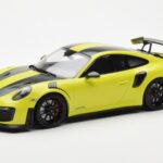 Porsche 911 991.2 GT2 RS Lichtgroen Met Zwarte Magnesium Velgen Minichamps 1:18