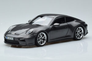 Porsche 911 992 GT3 Touring Package Grijs Norev 1:18