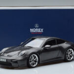 Porsche 911 992 GT3 Touring Package Grijs Norev 1:18 - image 7 of 7