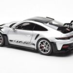 Porsche 911 992 GT3 Weissach Pack GT Zilver Metallic Norev 1:18 - image 7 of 8