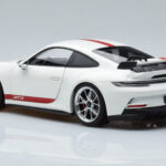 Porsche 911 992 GT3 Wit Norev 1:18 - image 6 of 7