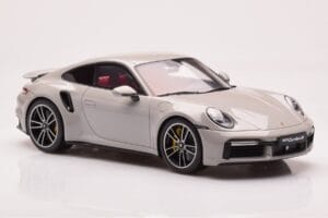 Porsche 911 992 Turbo S Crayon Grijs GT Spirit 1:18 GT431 Hars — afbeelding 4 van 6