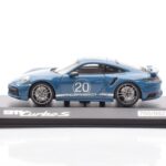 Porsche 911 992 Turbo S Oslo Blauw Minichamps 1:43