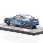 Porsche 911 992 Turbo S Oslo Blauw Minichamps 1:43 - image 3 of 4
